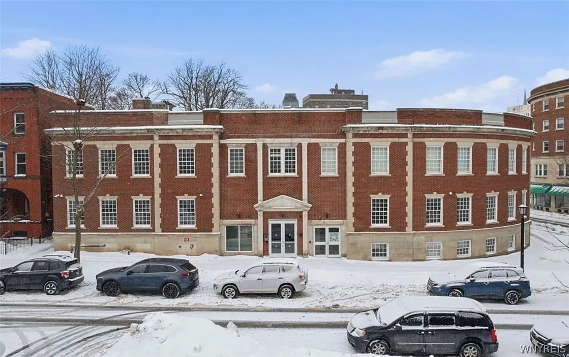 40 North Street 204, Buffalo, New York 14202, Buffalo, New York 14202, 1 Bedroom Bedrooms, 2 Rooms Rooms,1 BathroomBathrooms,Residential Lease,For Rent,40 North Street 204, Buffalo, New York 14202,0,B1676414