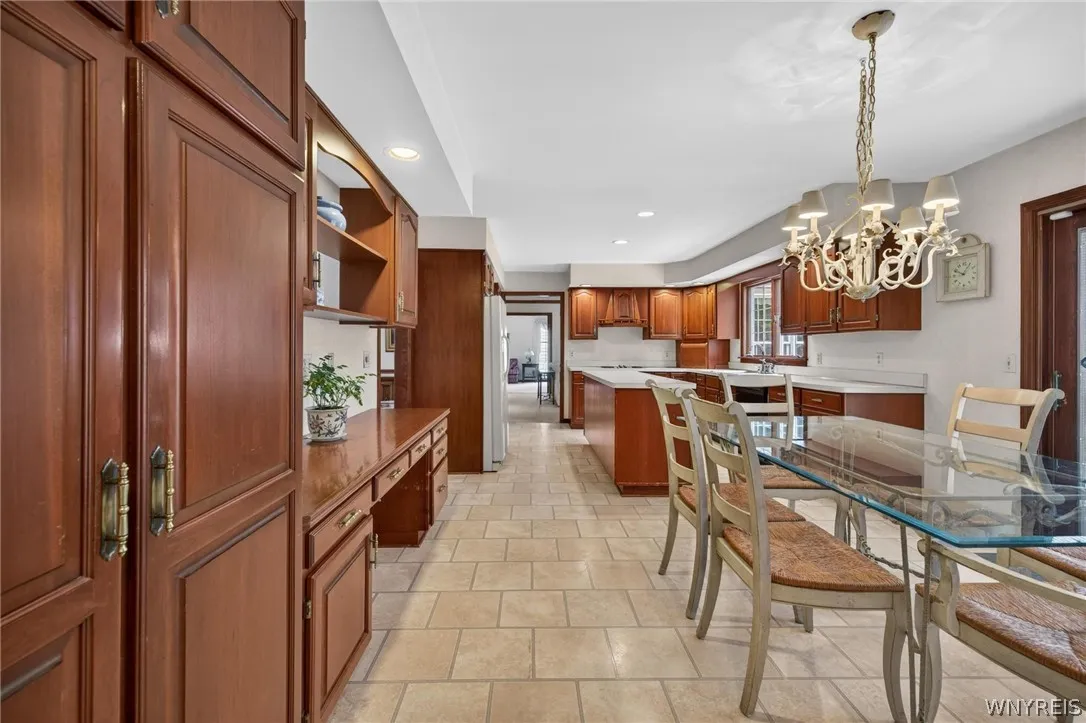 117 Knob Hill Road, Orchard Park, New York 14127, Orchard Park, New York 14127, 4 Bedrooms Bedrooms, 9 Rooms Rooms,2 BathroomsBathrooms,Residential,For Sale,117 Knob Hill Road, Orchard Park, New York 14127,0,B1676380