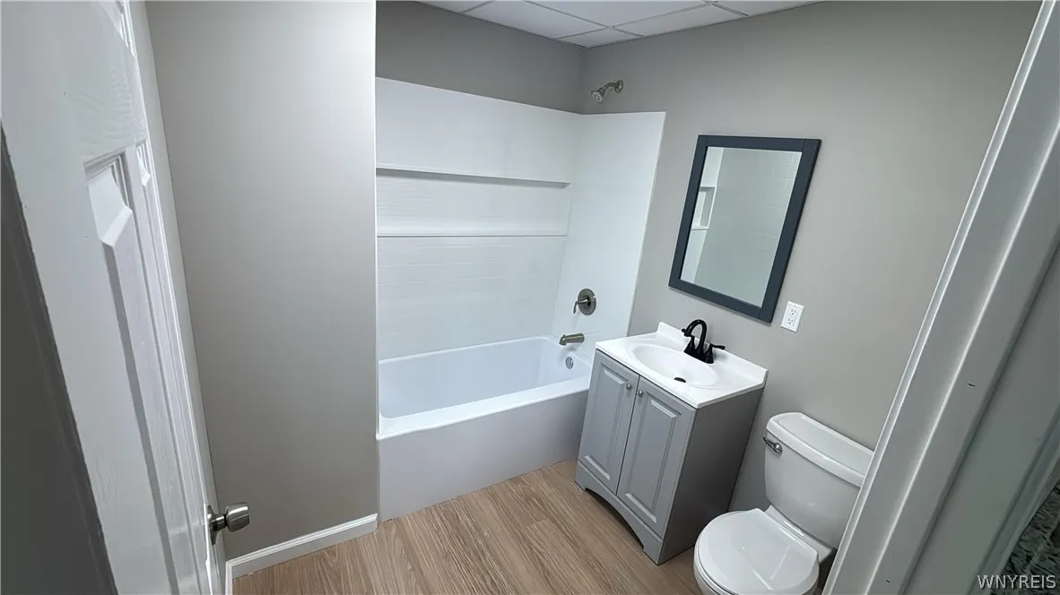 559 Tonawanda Street, Buffalo, New York 14207, Buffalo, New York 14207, 2 Bedrooms Bedrooms, ,2 BathroomsBathrooms,Residential,For Sale,559 Tonawanda Street, Buffalo, New York 14207,0,B1676218
