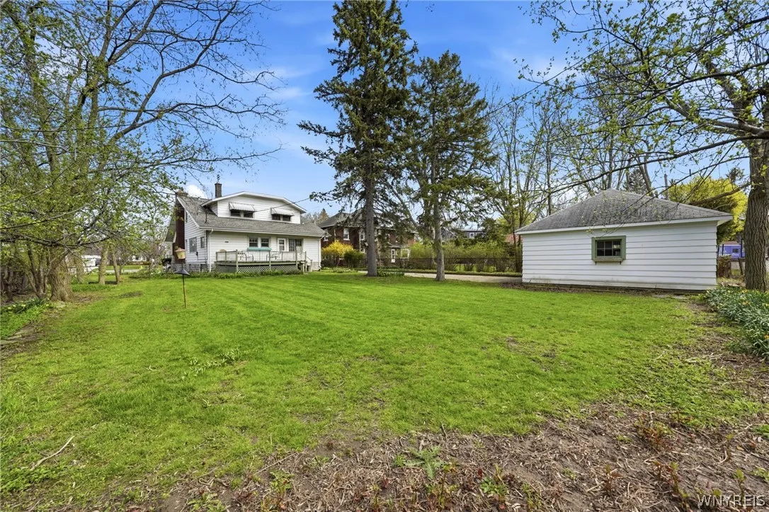 25 High Park Boulevard, Amherst, New York 14226, Amherst, New York 14226, 4 Bedrooms Bedrooms, 9 Rooms Rooms,2 BathroomsBathrooms,Residential,For Sale,25 High Park Boulevard, Amherst, New York 14226,0,B1674255