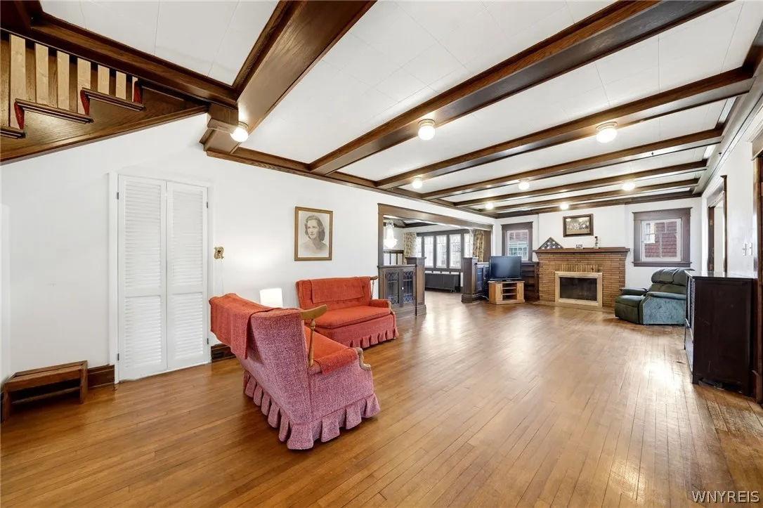 25 High Park Boulevard, Amherst, New York 14226, Amherst, New York 14226, 4 Bedrooms Bedrooms, 9 Rooms Rooms,2 BathroomsBathrooms,Residential,For Sale,25 High Park Boulevard, Amherst, New York 14226,0,B1674255