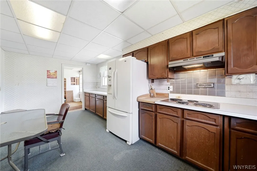 25 High Park Boulevard, Amherst, New York 14226, Amherst, New York 14226, 4 Bedrooms Bedrooms, 9 Rooms Rooms,2 BathroomsBathrooms,Residential,For Sale,25 High Park Boulevard, Amherst, New York 14226,0,B1674255
