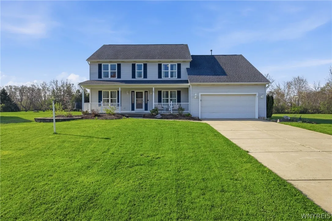 22 Ranch Trail Court, Orchard Park, New York 14127, Orchard Park, New York 14127, 4 Bedrooms Bedrooms, 8 Rooms Rooms,2 BathroomsBathrooms,Residential,For Sale,22 Ranch Trail Court, Orchard Park, New York 14127,0,B1676668