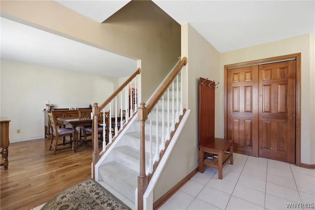 22 Ranch Trail Court, Orchard Park, New York 14127, Orchard Park, New York 14127, 4 Bedrooms Bedrooms, 8 Rooms Rooms,2 BathroomsBathrooms,Residential,For Sale,22 Ranch Trail Court, Orchard Park, New York 14127,0,B1676668