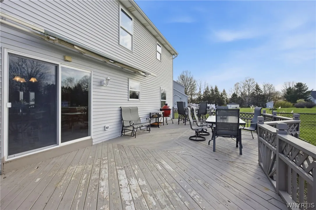 22 Ranch Trail Court, Orchard Park, New York 14127, Orchard Park, New York 14127, 4 Bedrooms Bedrooms, 8 Rooms Rooms,2 BathroomsBathrooms,Residential,For Sale,22 Ranch Trail Court, Orchard Park, New York 14127,0,B1676668