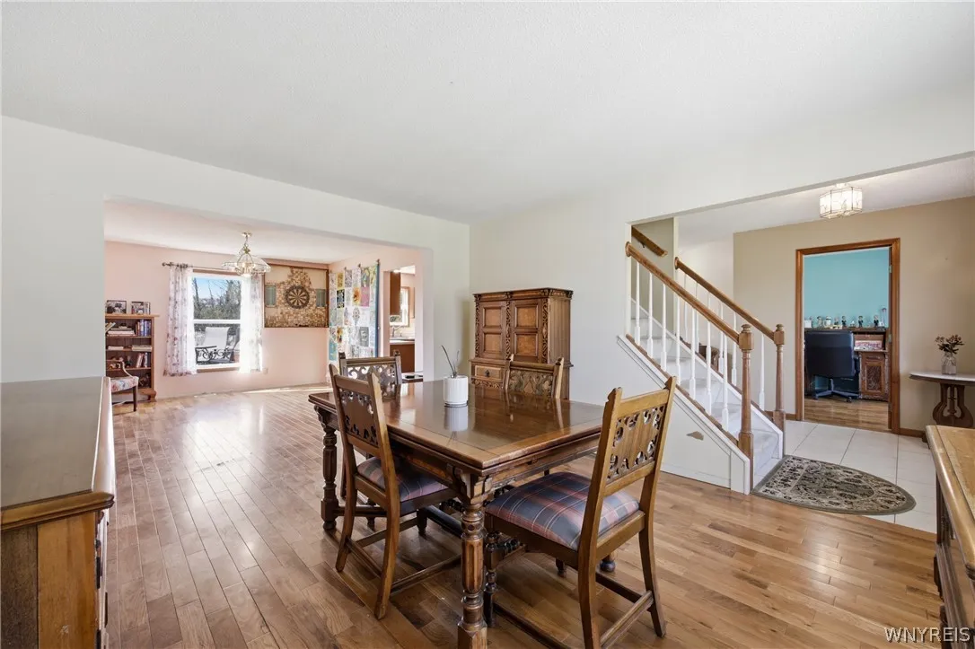 22 Ranch Trail Court, Orchard Park, New York 14127, Orchard Park, New York 14127, 4 Bedrooms Bedrooms, 8 Rooms Rooms,2 BathroomsBathrooms,Residential,For Sale,22 Ranch Trail Court, Orchard Park, New York 14127,0,B1676668