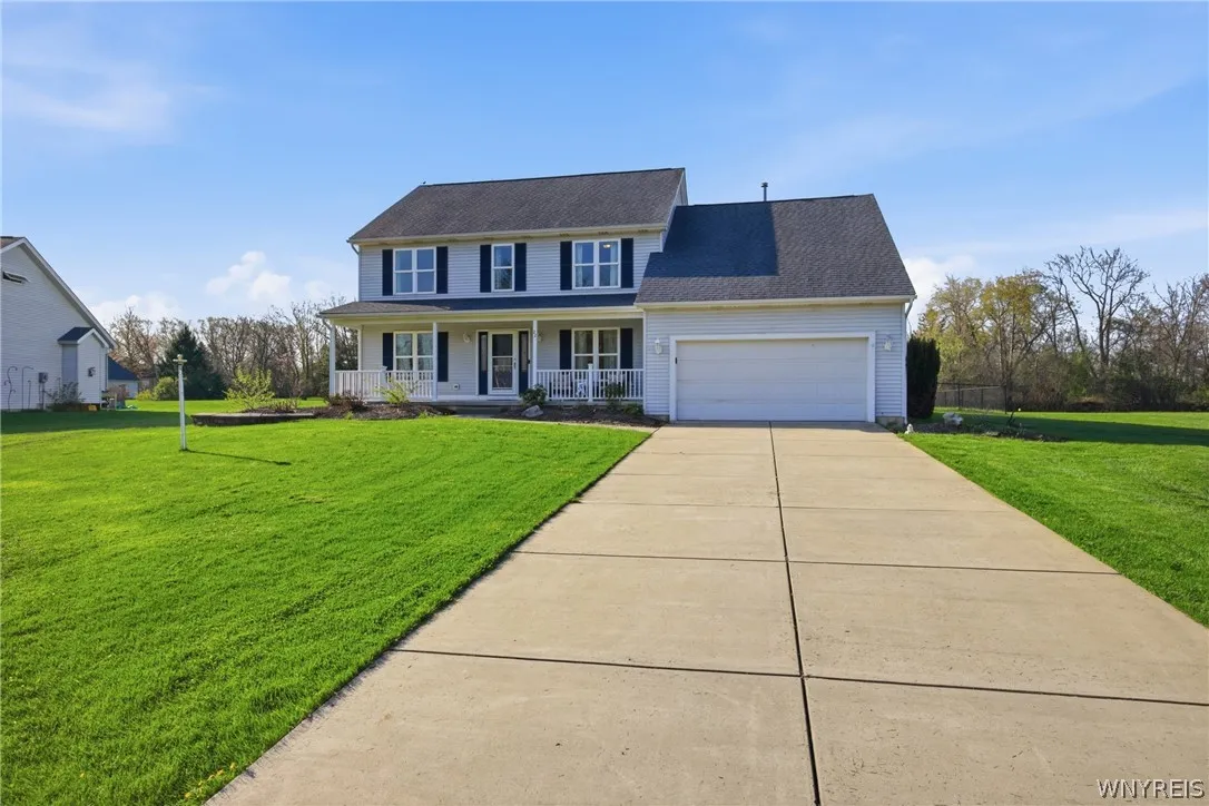 22 Ranch Trail Court, Orchard Park, New York 14127, Orchard Park, New York 14127, 4 Bedrooms Bedrooms, 8 Rooms Rooms,2 BathroomsBathrooms,Residential,For Sale,22 Ranch Trail Court, Orchard Park, New York 14127,0,B1676668