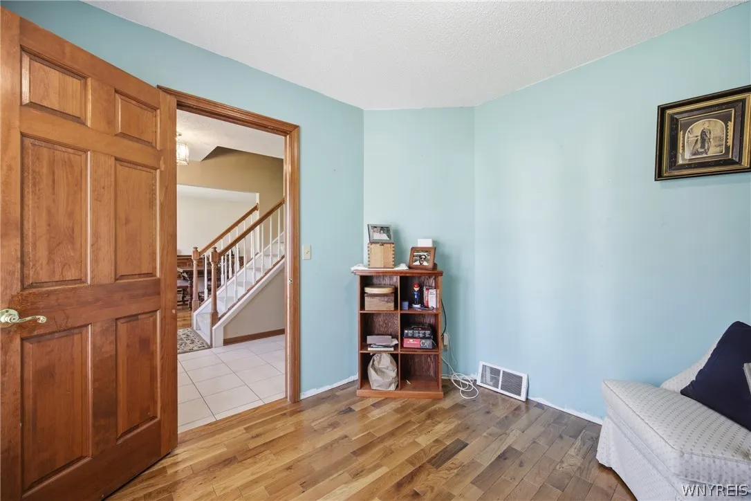 22 Ranch Trail Court, Orchard Park, New York 14127, Orchard Park, New York 14127, 4 Bedrooms Bedrooms, 8 Rooms Rooms,2 BathroomsBathrooms,Residential,For Sale,22 Ranch Trail Court, Orchard Park, New York 14127,0,B1676668