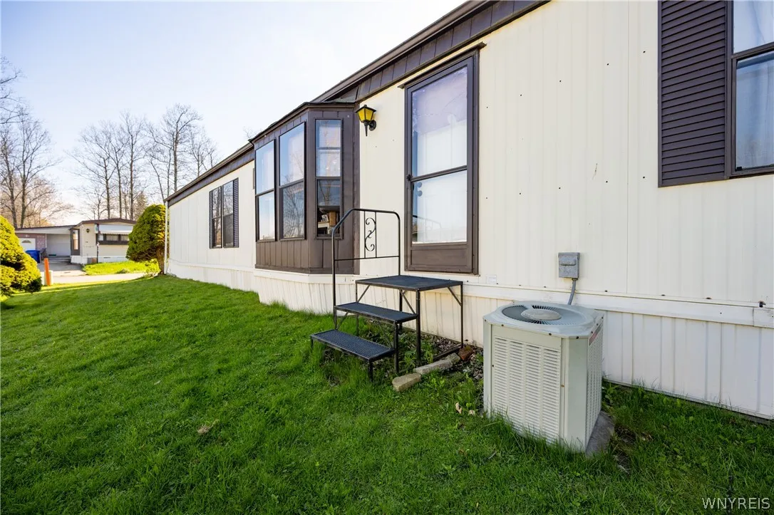 57 Waterview Parkway, Hamburg, New York 14075, Hamburg, New York 14075, 2 Bedrooms Bedrooms, 7 Rooms Rooms,2 BathroomsBathrooms,Residential,For Sale,57 Waterview Parkway, Hamburg, New York 14075,0,B1672716