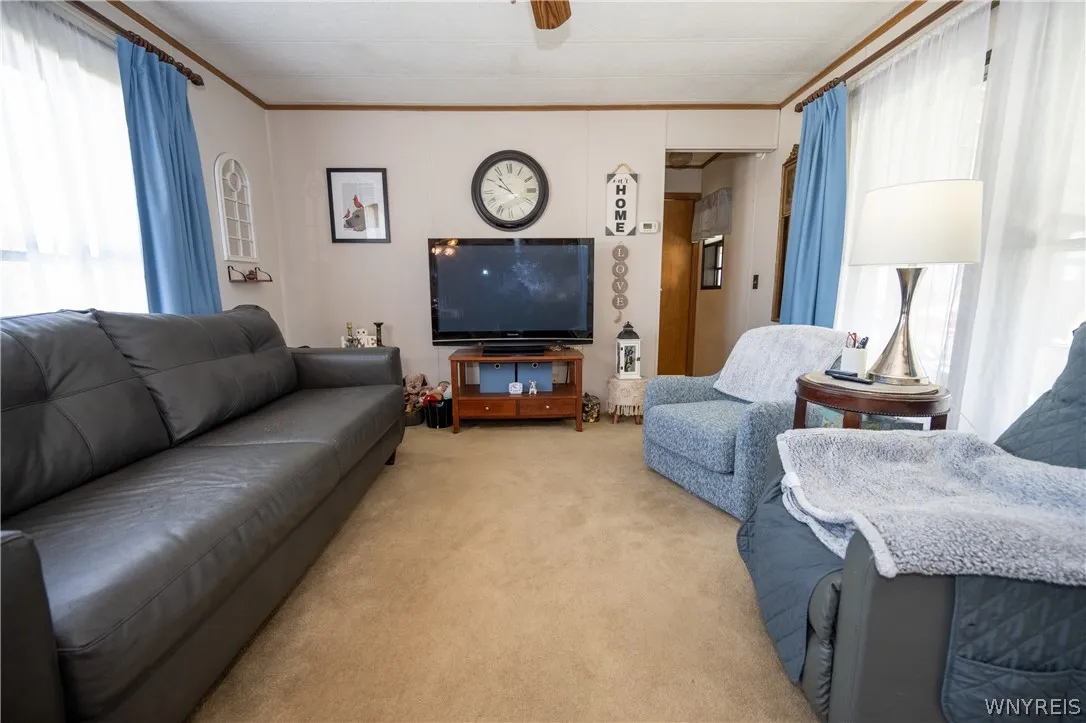 57 Waterview Parkway, Hamburg, New York 14075, Hamburg, New York 14075, 2 Bedrooms Bedrooms, 7 Rooms Rooms,2 BathroomsBathrooms,Residential,For Sale,57 Waterview Parkway, Hamburg, New York 14075,0,B1672716