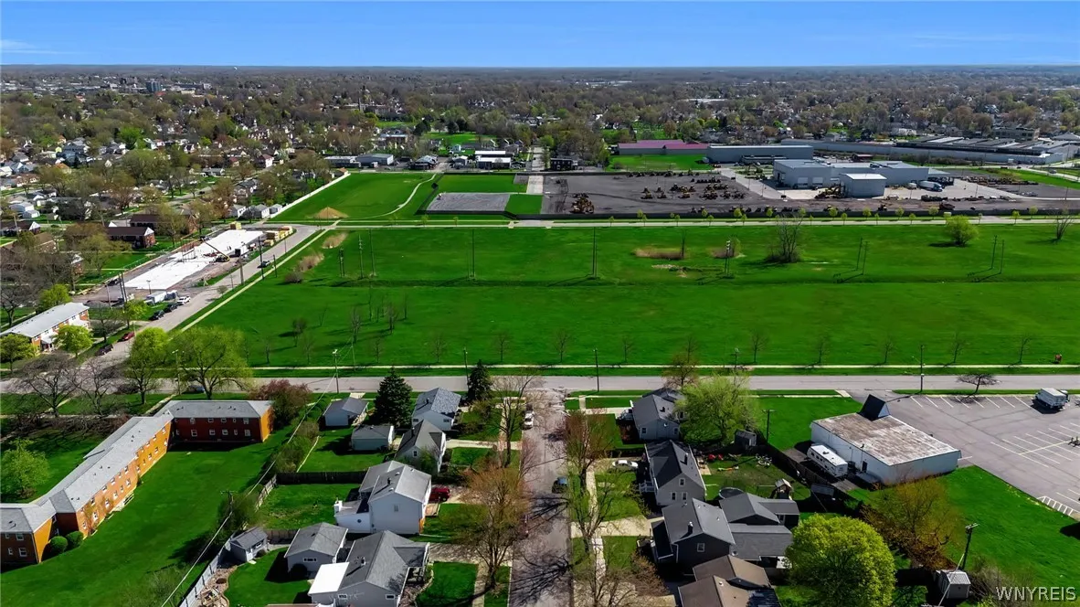 8 Murray, Tonawanda, New York 14150, Tonawanda, New York 14150, 3 Bedrooms Bedrooms, 7 Rooms Rooms,1 BathroomBathrooms,Residential,For Sale,8 Murray, Tonawanda, New York 14150,0,B1675150
