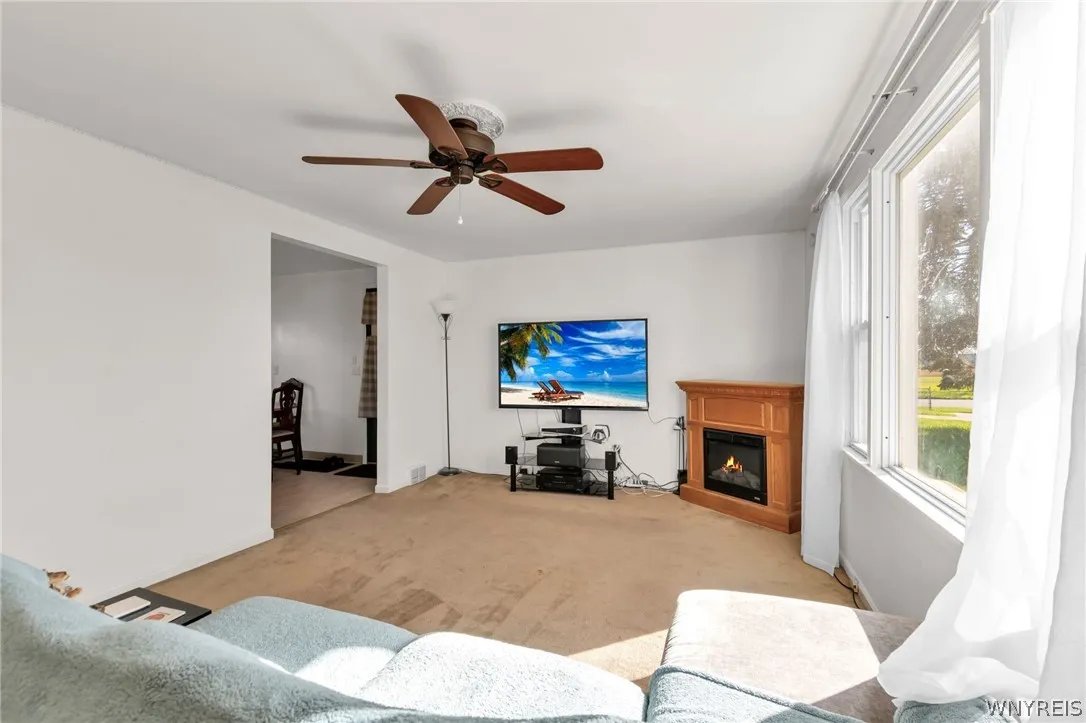 8 Murray, Tonawanda, New York 14150, Tonawanda, New York 14150, 3 Bedrooms Bedrooms, 7 Rooms Rooms,1 BathroomBathrooms,Residential,For Sale,8 Murray, Tonawanda, New York 14150,0,B1675150
