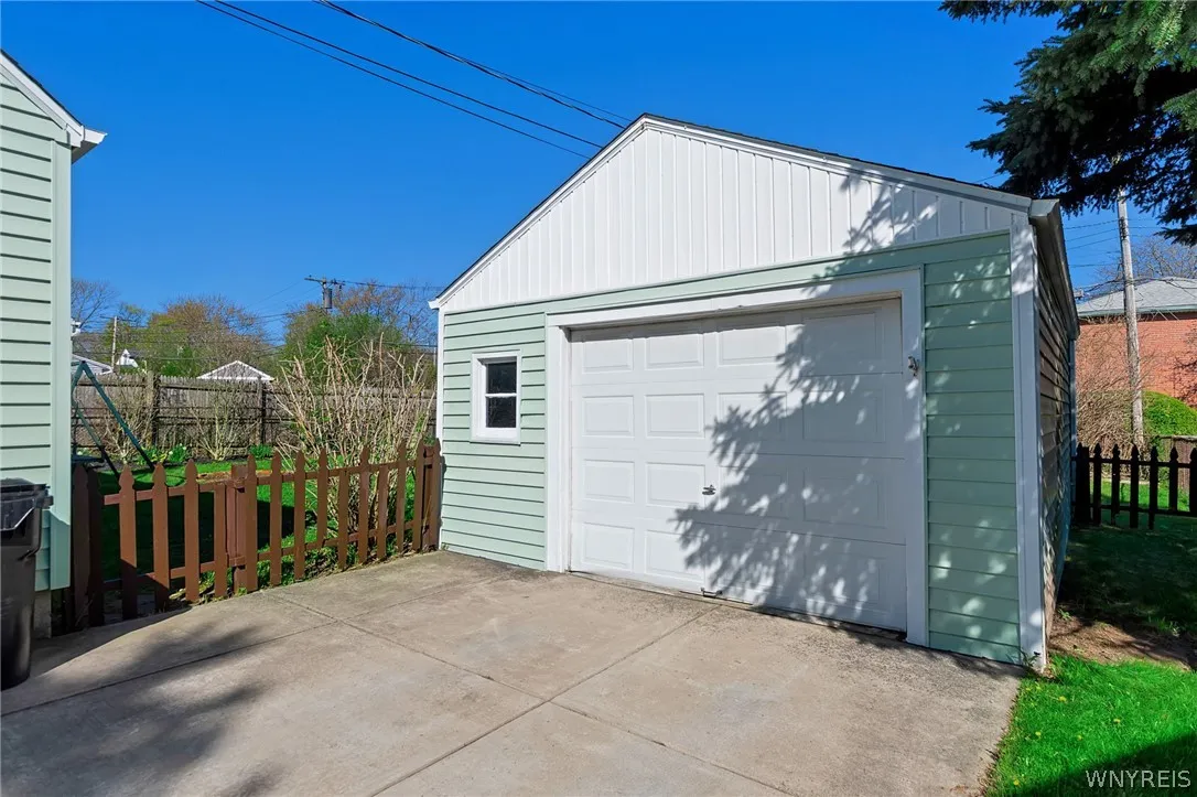 8 Murray, Tonawanda, New York 14150, Tonawanda, New York 14150, 3 Bedrooms Bedrooms, 7 Rooms Rooms,1 BathroomBathrooms,Residential,For Sale,8 Murray, Tonawanda, New York 14150,0,B1675150