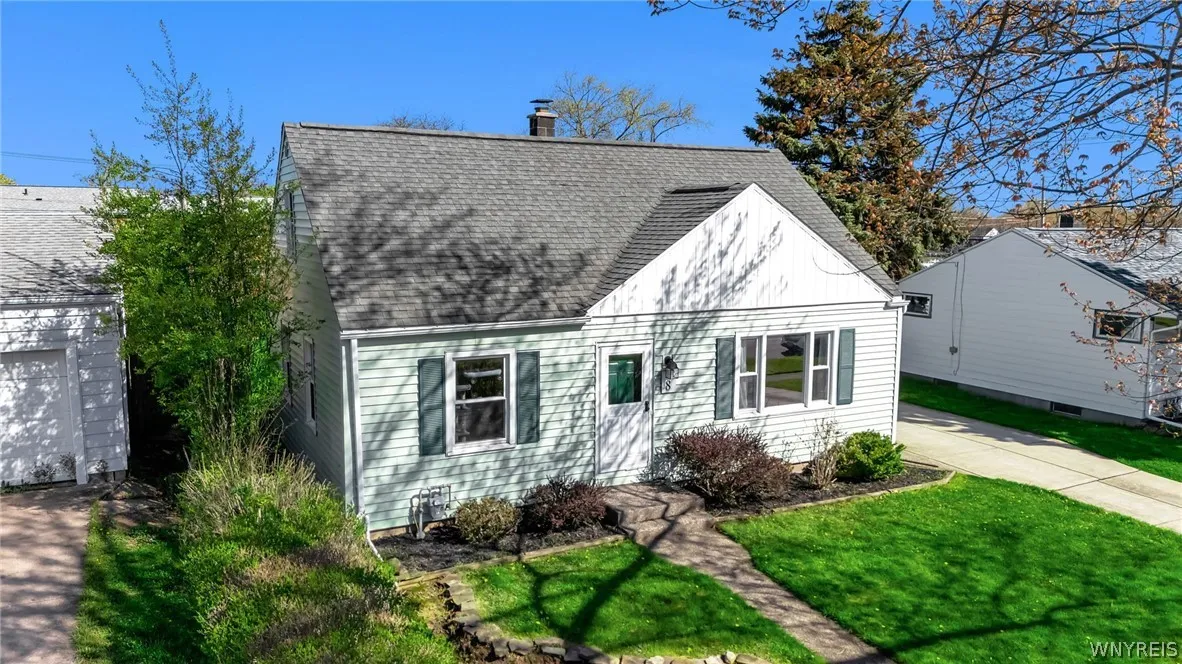 8 Murray, Tonawanda, New York 14150, Tonawanda, New York 14150, 3 Bedrooms Bedrooms, 7 Rooms Rooms,1 BathroomBathrooms,Residential,For Sale,8 Murray, Tonawanda, New York 14150,0,B1675150