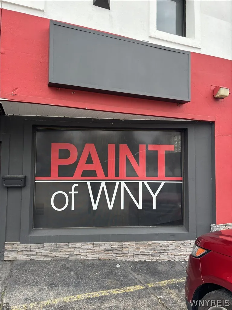 Commercial Storefront