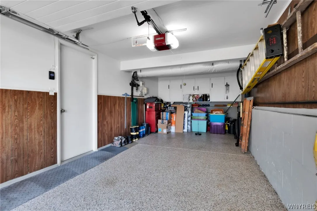 4246 Mistymeadow Lane, Hamburg, New York 14075, Hamburg, New York 14075, 3 Bedrooms Bedrooms, 10 Rooms Rooms,1 BathroomBathrooms,Residential,For Sale,4246 Mistymeadow Lane, Hamburg, New York 14075,0,B1677087