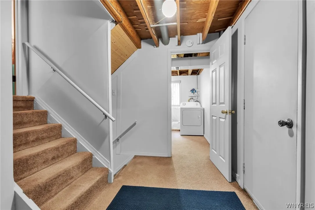 4246 Mistymeadow Lane, Hamburg, New York 14075, Hamburg, New York 14075, 3 Bedrooms Bedrooms, 10 Rooms Rooms,1 BathroomBathrooms,Residential,For Sale,4246 Mistymeadow Lane, Hamburg, New York 14075,0,B1677087