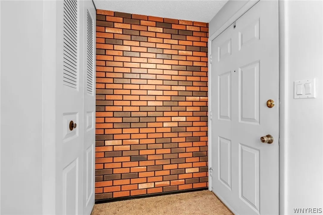 4246 Mistymeadow Lane, Hamburg, New York 14075, Hamburg, New York 14075, 3 Bedrooms Bedrooms, 10 Rooms Rooms,1 BathroomBathrooms,Residential,For Sale,4246 Mistymeadow Lane, Hamburg, New York 14075,0,B1677087