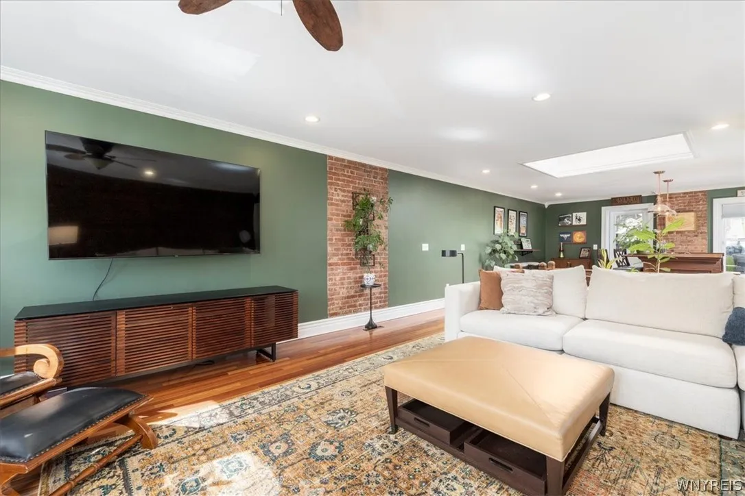 180 North Pearl Street, Buffalo, New York 14202, Buffalo, New York 14202, 3 Bedrooms Bedrooms, 12 Rooms Rooms,2 BathroomsBathrooms,Residential,For Sale,180 North Pearl Street, Buffalo, New York 14202,0,B1677034