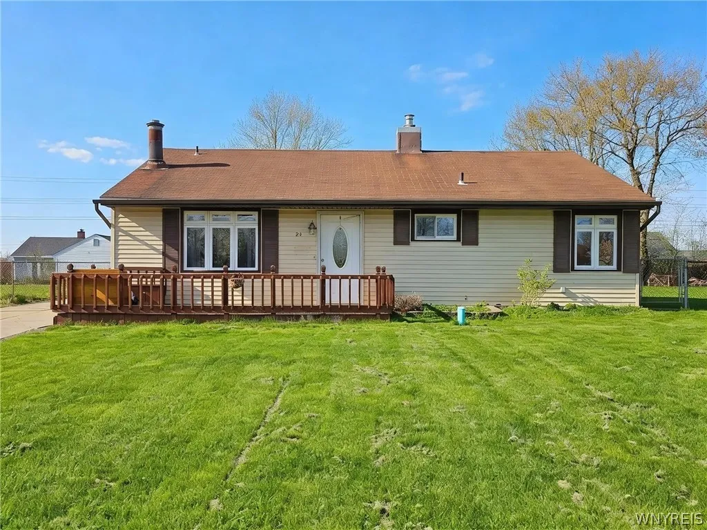 24 La Salle Court, Grand Island, New York 14072, Grand Island, New York 14072, 3 Bedroom Bedrooms, 7 Room Rooms,1 BathroomBathrooms,Residential,Closed,24 La Salle Court, Grand Island, New York 14072,0,B1674354