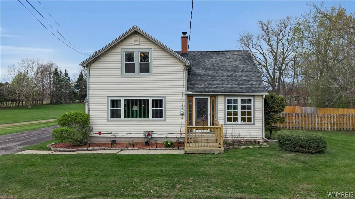336 French Road, West Seneca, New York 14224, West Seneca, New York 14224, 2 Bedrooms Bedrooms, 5 Rooms Rooms,1 BathroomBathrooms,Residential,Closed,336 French Road, West Seneca, New York 14224,0,B1677257