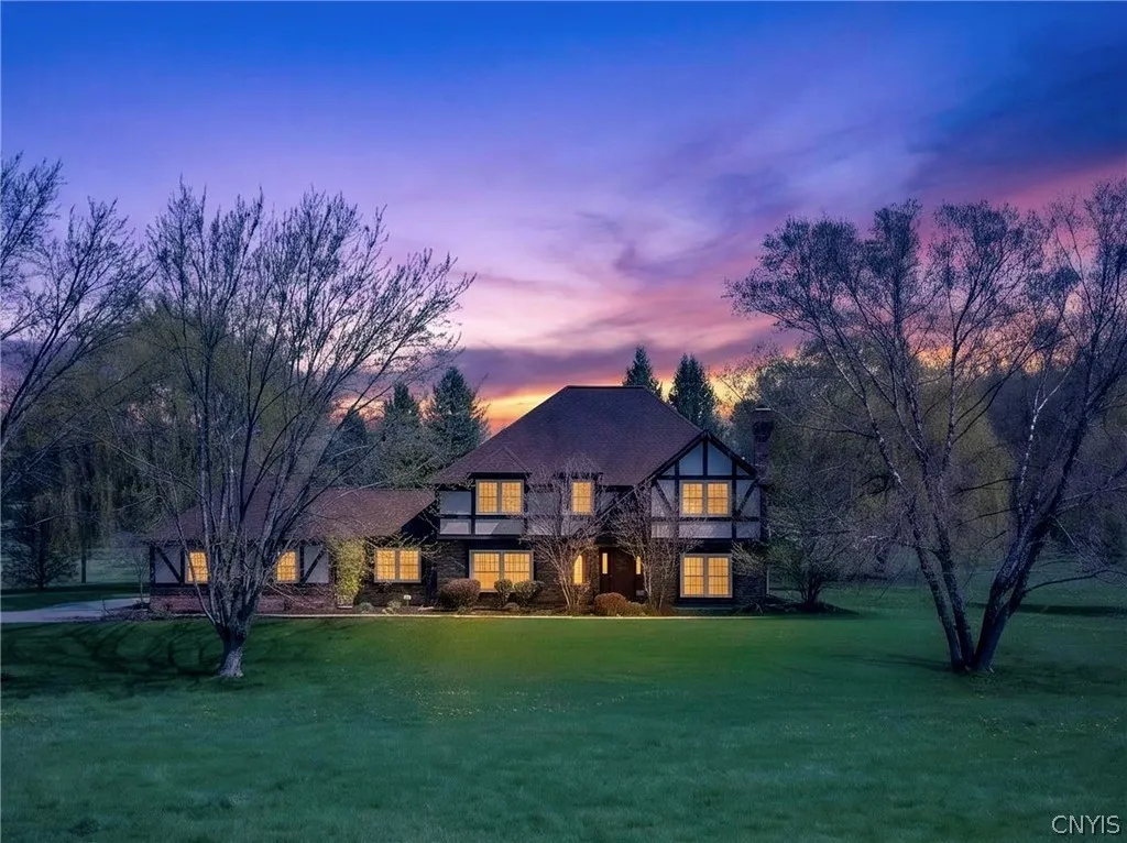 5 Poinciana Drive, Pittsford, New York 14534, Pittsford, New York 14534, 5 Bedroom Bedrooms, 12 Room Rooms,3 BathroomBathrooms,Residential,For Sale,5 Poinciana Drive, Pittsford, New York 14534,0,S1672694