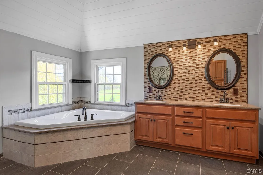 5 Poinciana Drive, Pittsford, New York 14534, Pittsford, New York 14534, 5 Bedroom Bedrooms, 12 Room Rooms,3 BathroomBathrooms,Residential,For Sale,5 Poinciana Drive, Pittsford, New York 14534,0,S1672694