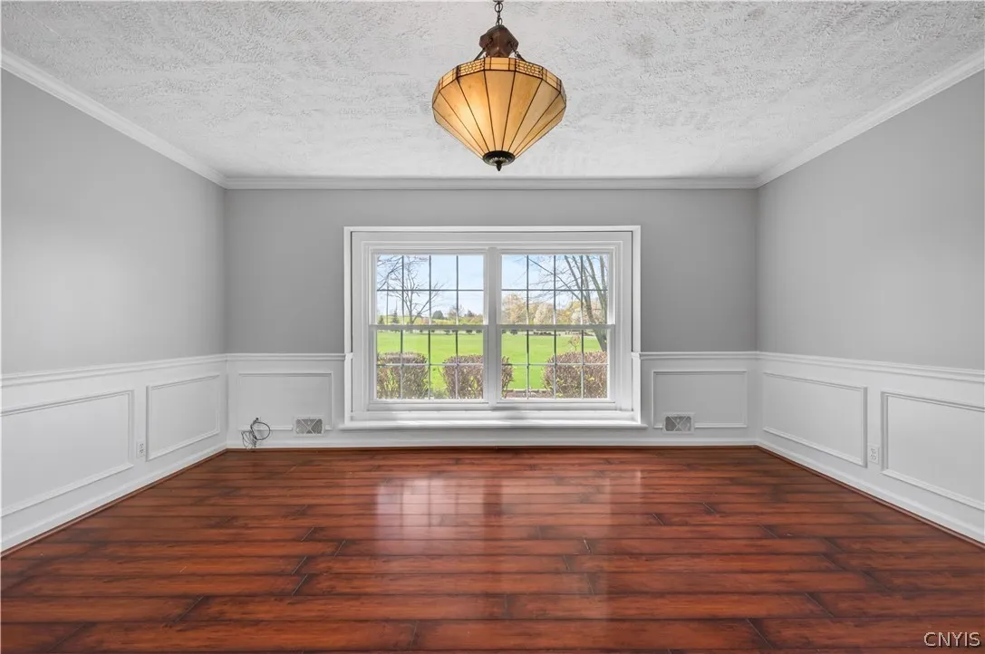 5 Poinciana Drive, Pittsford, New York 14534, Pittsford, New York 14534, 5 Bedroom Bedrooms, 12 Room Rooms,3 BathroomBathrooms,Residential,For Sale,5 Poinciana Drive, Pittsford, New York 14534,0,S1672694