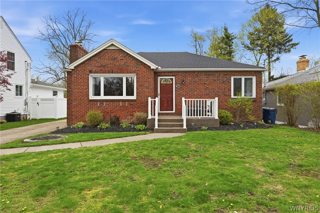 310 Walton Drive, Amherst, New York 14226, Amherst, New York 14226, 2 Bedrooms Bedrooms, 6 Rooms Rooms,2 BathroomsBathrooms,Residential,Closed,310 Walton Drive, Amherst, New York 14226,0,B1677241