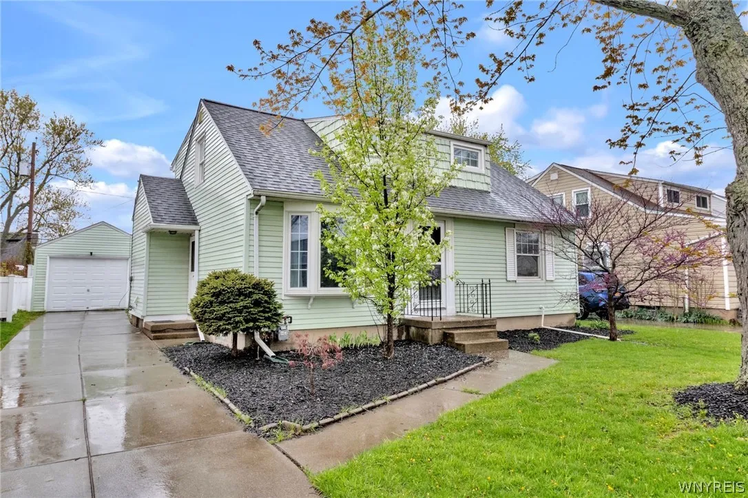 334 Wrexham Court North, Tonawanda, New York 14150, Tonawanda, New York 14150, 5 Bedroom Bedrooms, 7 Room Rooms,2 BathroomBathrooms,Residential,Closed,334 Wrexham Court North, Tonawanda, New York 14150,0,B1677739