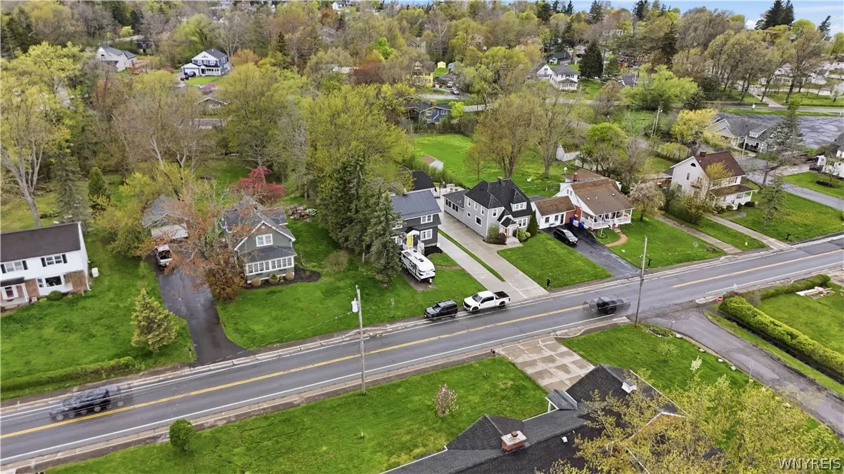 2575 Amsdell Road, Hamburg, New York 14075, Hamburg, New York 14075, 3 Bedrooms Bedrooms, 7 Rooms Rooms,1 BathroomBathrooms,Residential,For Sale,2575 Amsdell Road, Hamburg, New York 14075,0,B1676921