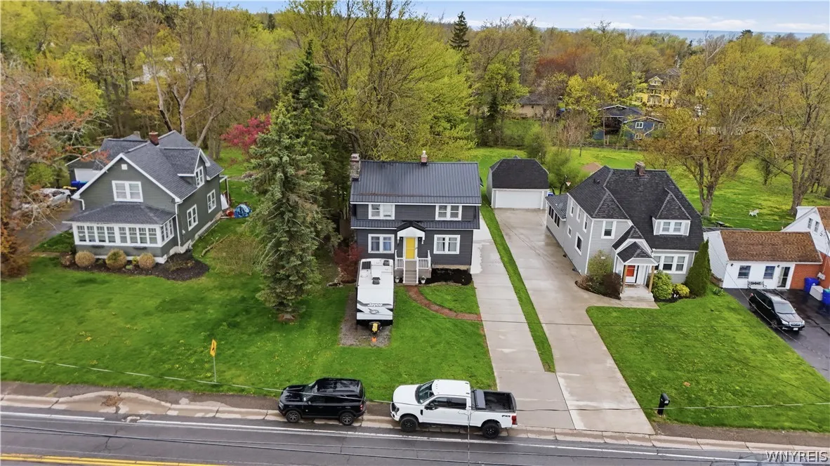 2575 Amsdell Road, Hamburg, New York 14075, Hamburg, New York 14075, 3 Bedrooms Bedrooms, 7 Rooms Rooms,1 BathroomBathrooms,Residential,For Sale,2575 Amsdell Road, Hamburg, New York 14075,0,B1676921