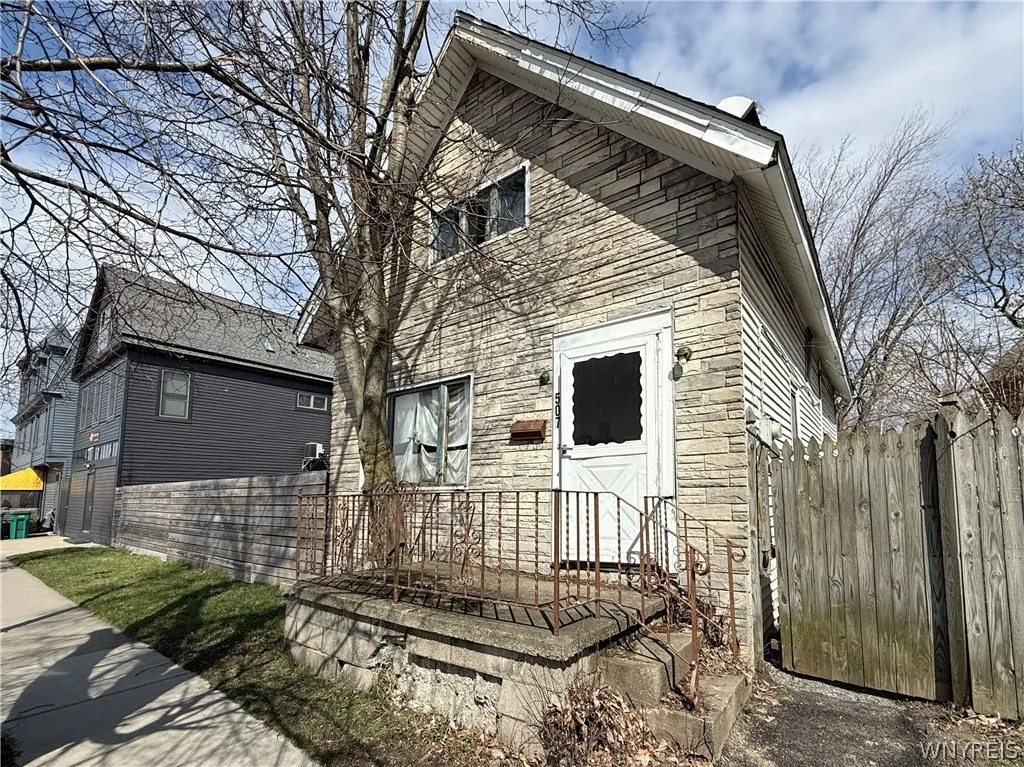 507 W Utica Street N, Buffalo, New York 14213, Buffalo, New York 14213, 3 Bedrooms Bedrooms, 5 Rooms Rooms,1 BathroomBathrooms,Residential,Closed,507 W Utica Street N, Buffalo, New York 14213,0,B1678018