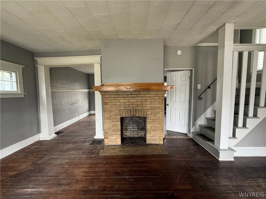 79 Henrietta Avenue, Buffalo, New York 14207, Buffalo, New York 14207, 3 Bedrooms Bedrooms, 6 Rooms Rooms,1 BathroomBathrooms,Residential,For Sale,79 Henrietta Avenue, Buffalo, New York 14207,0,B1658183
