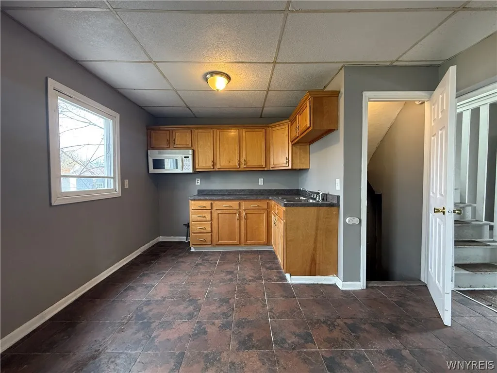 79 Henrietta Avenue, Buffalo, New York 14207, Buffalo, New York 14207, 3 Bedrooms Bedrooms, 6 Rooms Rooms,1 BathroomBathrooms,Residential,For Sale,79 Henrietta Avenue, Buffalo, New York 14207,0,B1658183
