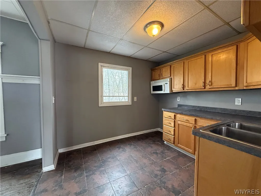 79 Henrietta Avenue, Buffalo, New York 14207, Buffalo, New York 14207, 3 Bedrooms Bedrooms, 6 Rooms Rooms,1 BathroomBathrooms,Residential,For Sale,79 Henrietta Avenue, Buffalo, New York 14207,0,B1658183