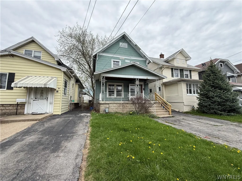 79 Henrietta Avenue, Buffalo, New York 14207, Buffalo, New York 14207, 3 Bedrooms Bedrooms, 6 Rooms Rooms,1 BathroomBathrooms,Residential,For Sale,79 Henrietta Avenue, Buffalo, New York 14207,0,B1658183