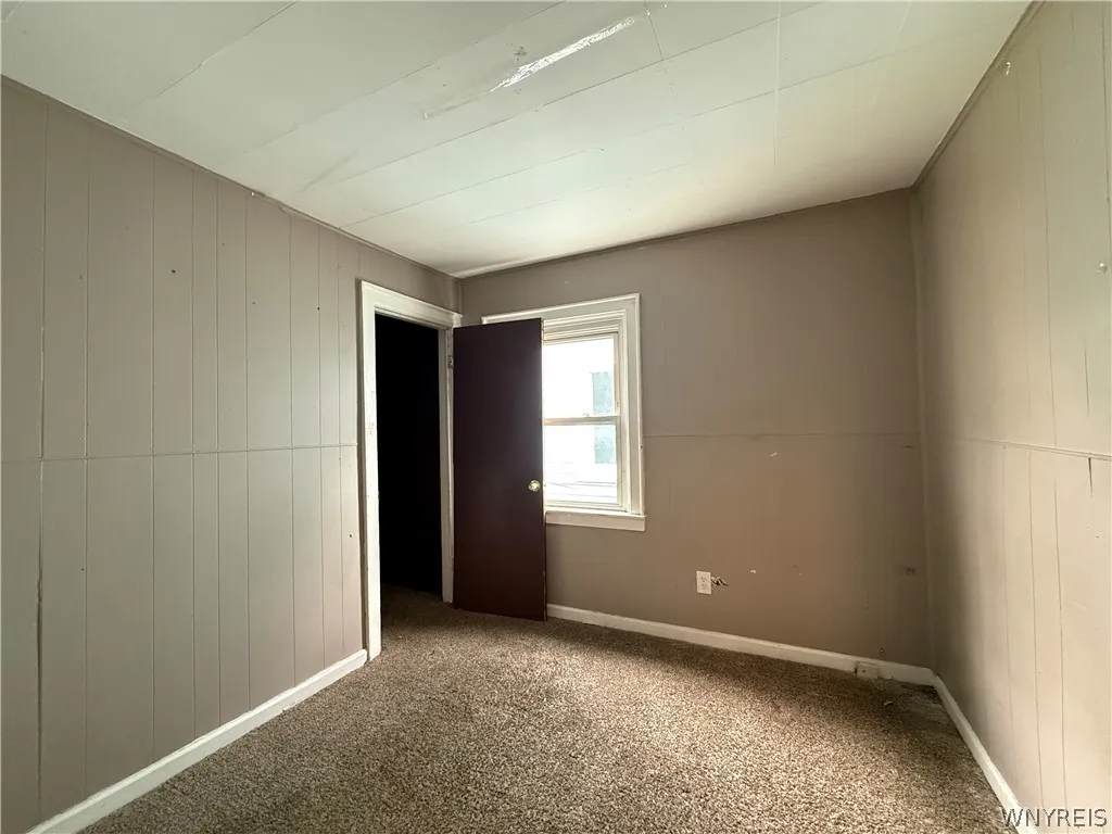 77 Mayer Avenue, Buffalo, New York 14207, Buffalo, New York 14207, 3 Bedrooms Bedrooms, 6 Rooms Rooms,1 BathroomBathrooms,Residential,For Sale,77 Mayer Avenue, Buffalo, New York 14207,0,B1663537