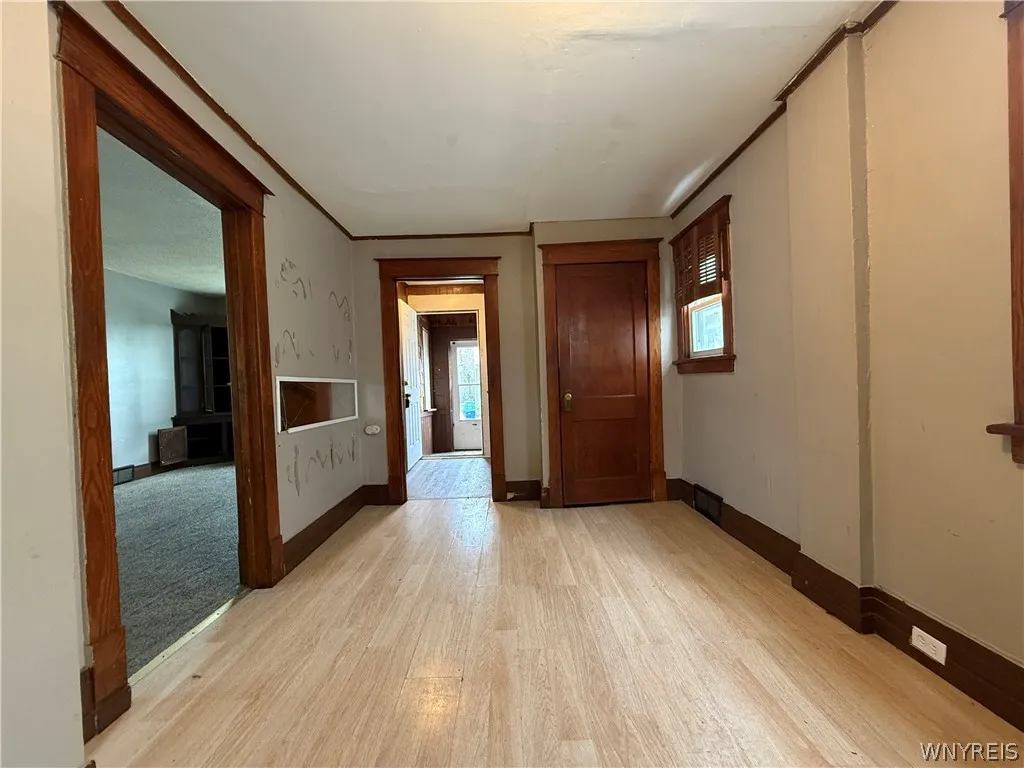 77 Mayer Avenue, Buffalo, New York 14207, Buffalo, New York 14207, 3 Bedrooms Bedrooms, 6 Rooms Rooms,1 BathroomBathrooms,Residential,For Sale,77 Mayer Avenue, Buffalo, New York 14207,0,B1663537
