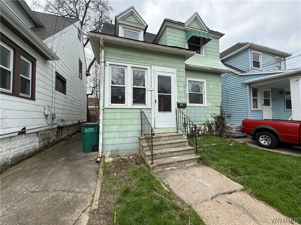 77 Mayer Avenue, Buffalo, New York 14207, Buffalo, New York 14207, 3 Bedrooms Bedrooms, 6 Rooms Rooms,1 BathroomBathrooms,Residential,For Sale,77 Mayer Avenue, Buffalo, New York 14207,0,B1663537