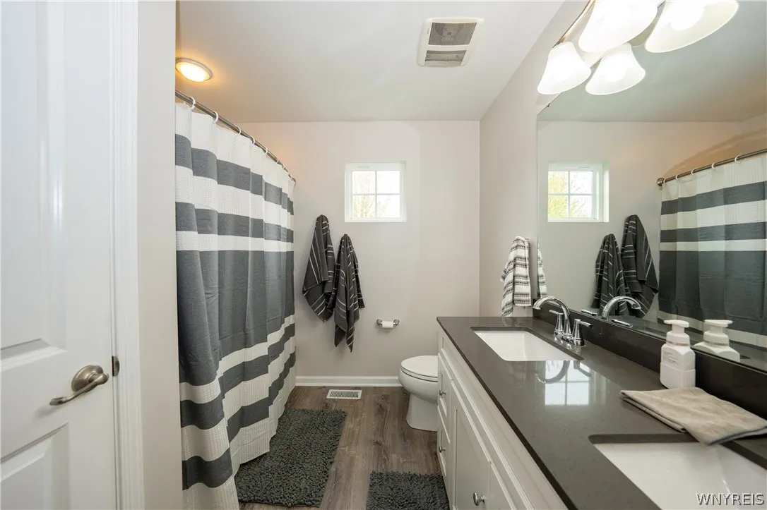 75 Hilltowne Drive, Orchard Park, New York 14127, Orchard Park, New York 14127, 4 Bedrooms Bedrooms, 9 Rooms Rooms,2 BathroomsBathrooms,Residential,For Sale,75 Hilltowne Drive, Orchard Park, New York 14127,0,B1678196