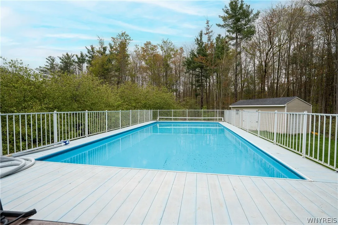 75 Hilltowne Drive, Orchard Park, New York 14127, Orchard Park, New York 14127, 4 Bedrooms Bedrooms, 9 Rooms Rooms,2 BathroomsBathrooms,Residential,For Sale,75 Hilltowne Drive, Orchard Park, New York 14127,0,B1678196