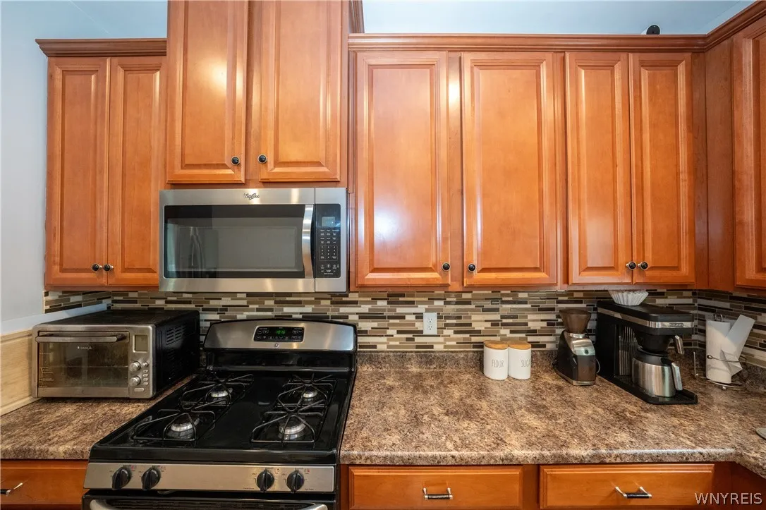 75 Hilltowne Drive, Orchard Park, New York 14127, Orchard Park, New York 14127, 4 Bedrooms Bedrooms, 9 Rooms Rooms,2 BathroomsBathrooms,Residential,For Sale,75 Hilltowne Drive, Orchard Park, New York 14127,0,B1678196