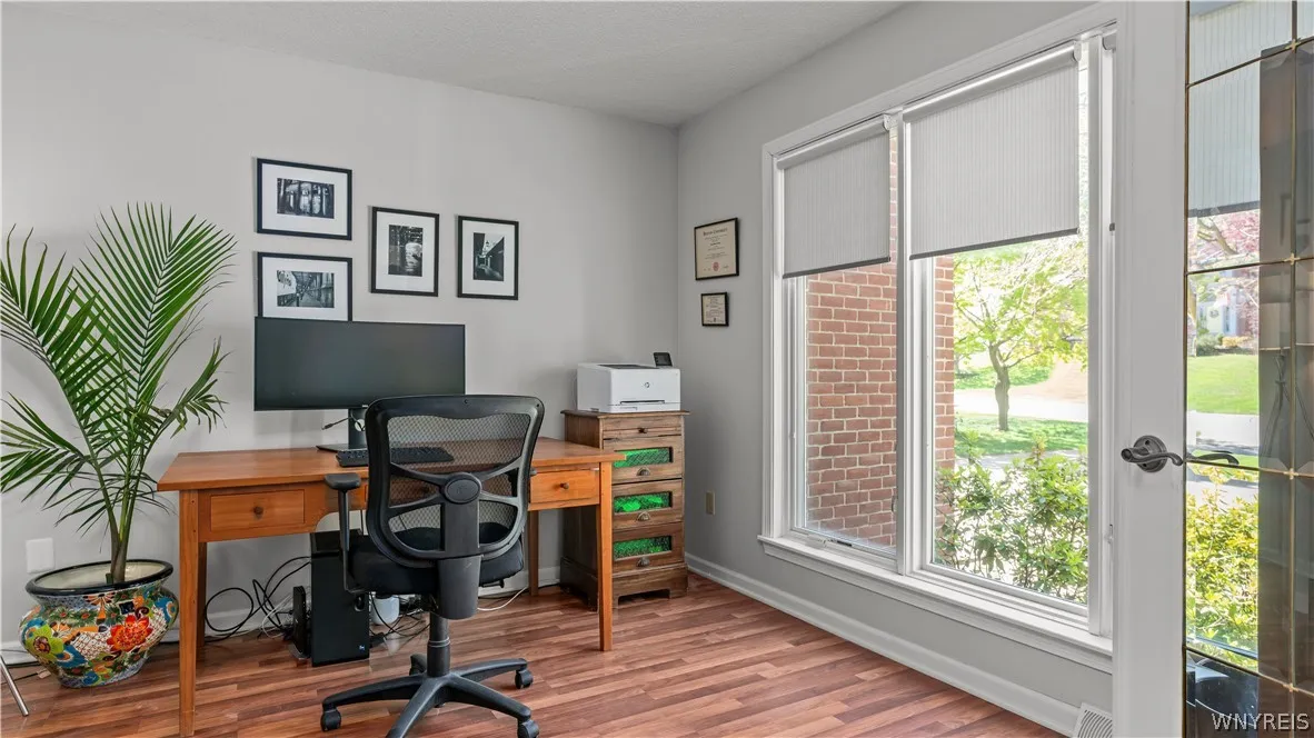 180 Curley Drive, Orchard Park, New York 14127, Orchard Park, New York 14127, 4 Bedrooms Bedrooms, 12 Rooms Rooms,2 BathroomsBathrooms,Residential,For Sale,180 Curley Drive, Orchard Park, New York 14127,0,B1679018