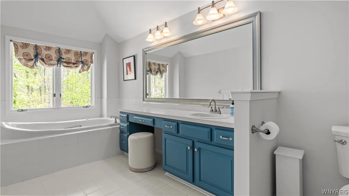 180 Curley Drive, Orchard Park, New York 14127, Orchard Park, New York 14127, 4 Bedrooms Bedrooms, 12 Rooms Rooms,2 BathroomsBathrooms,Residential,For Sale,180 Curley Drive, Orchard Park, New York 14127,0,B1679018
