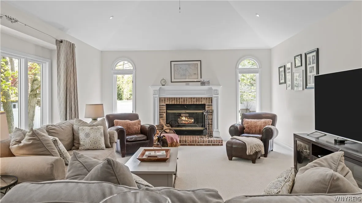 180 Curley Drive, Orchard Park, New York 14127, Orchard Park, New York 14127, 4 Bedrooms Bedrooms, 12 Rooms Rooms,2 BathroomsBathrooms,Residential,For Sale,180 Curley Drive, Orchard Park, New York 14127,0,B1679018