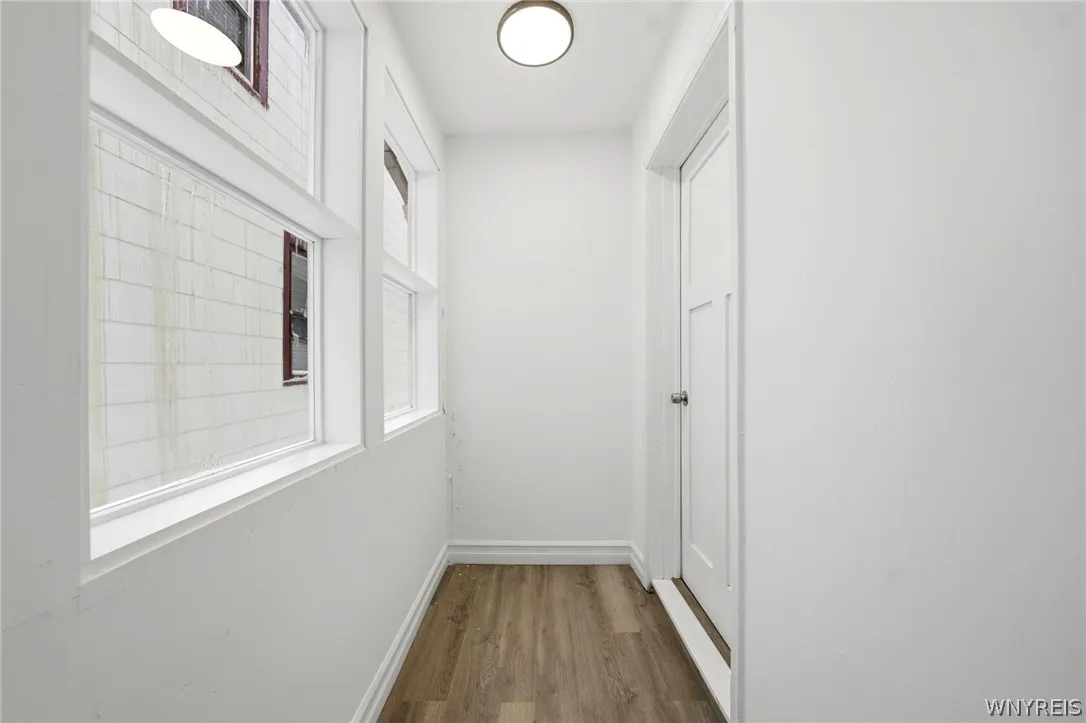 132 Ontario Street, Buffalo, New York 14207, Buffalo, New York 14207, 4 Bedrooms Bedrooms, 9 Rooms Rooms,2 BathroomsBathrooms,Residential,For Sale,132 Ontario Street, Buffalo, New York 14207,0,B1679141
