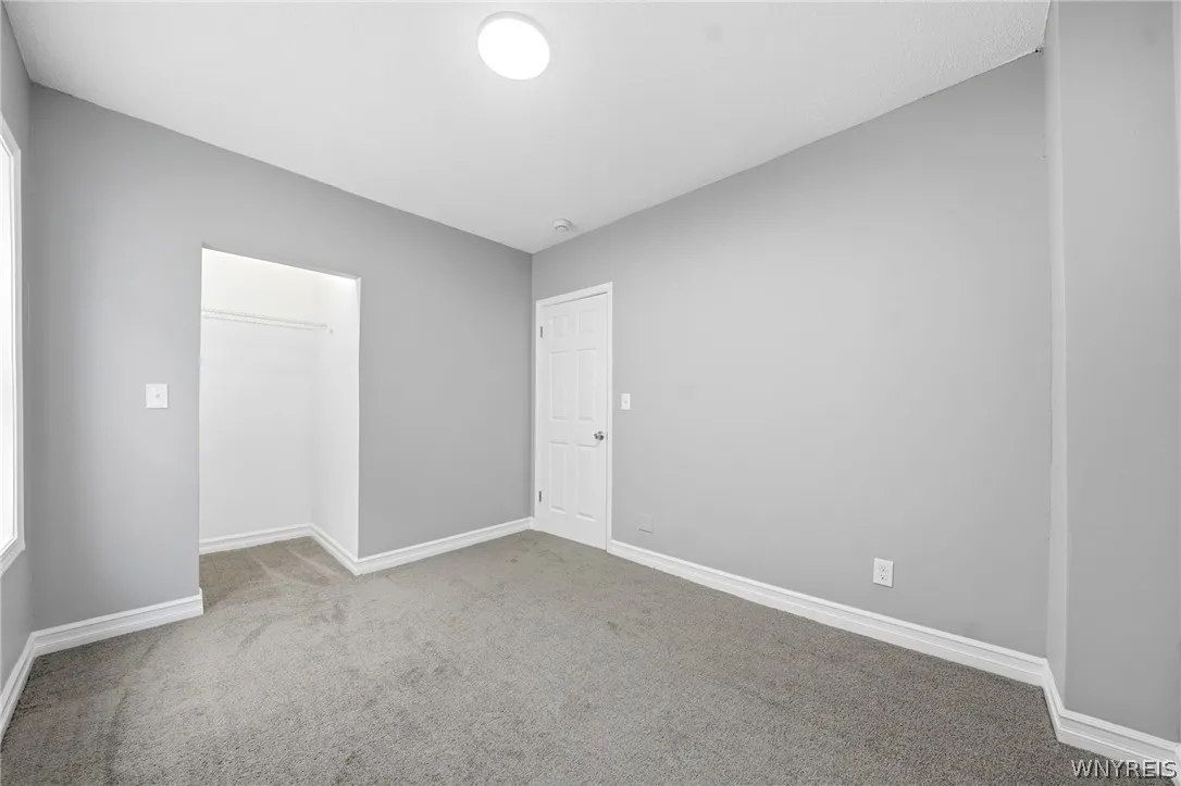 132 Ontario Street, Buffalo, New York 14207, Buffalo, New York 14207, 4 Bedrooms Bedrooms, 9 Rooms Rooms,2 BathroomsBathrooms,Residential,For Sale,132 Ontario Street, Buffalo, New York 14207,0,B1679141