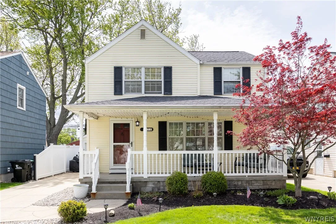 471 Moore Avenue, Tonawanda, New York 14223, Tonawanda, New York 14223, 4 Bedrooms Bedrooms, 9 Rooms Rooms,1 BathroomBathrooms,Residential,Closed,471 Moore Avenue, Tonawanda, New York 14223,0,B1678437