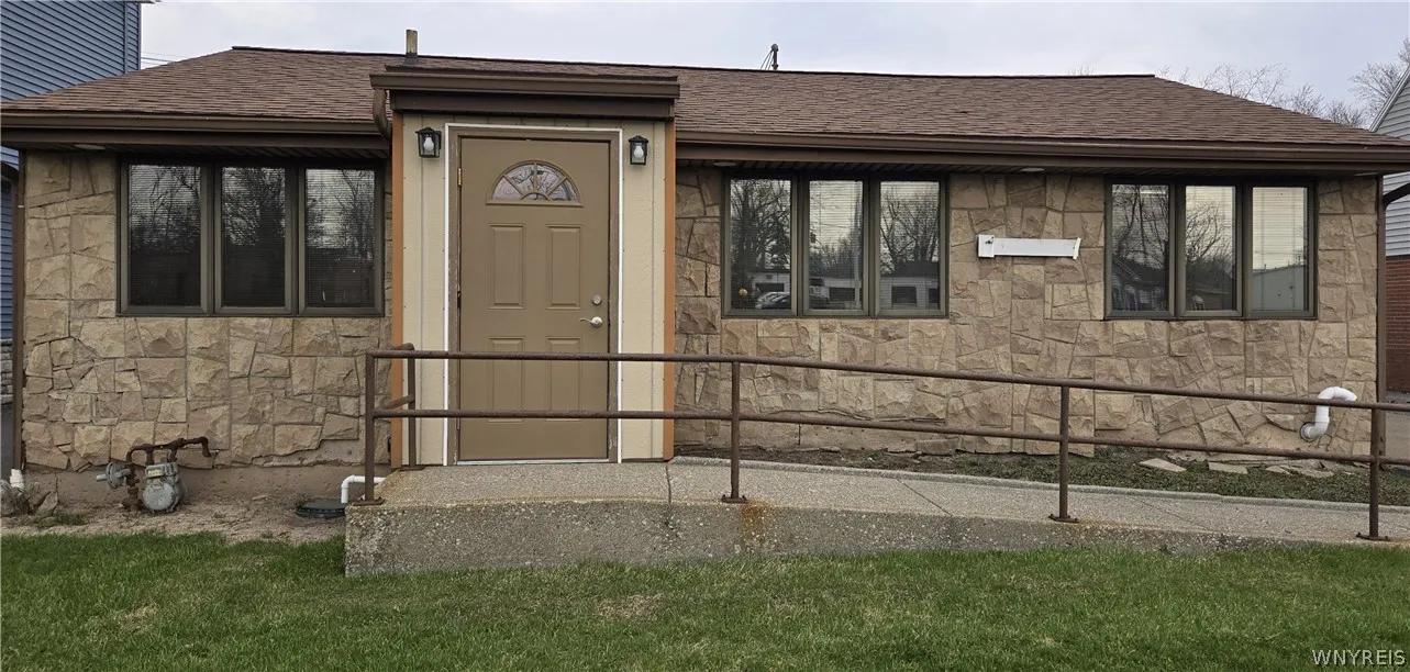 2655 Sheridan Drive, Tonawanda, New York 14150, Tonawanda, New York 14150, 2 Bedrooms Bedrooms, 7 Rooms Rooms,1 BathroomBathrooms,Residential Lease,Closed,2655 Sheridan Drive, Tonawanda, New York 14150,0,B1679271